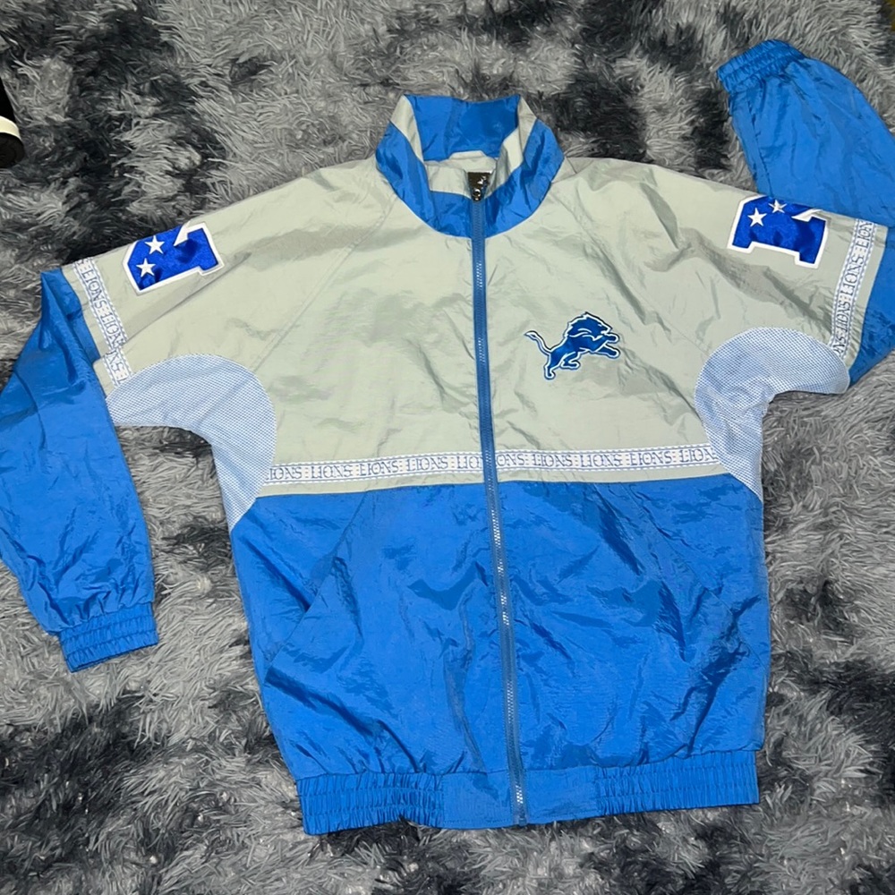 90’s style throwback Detroit Lions Windbreaker.